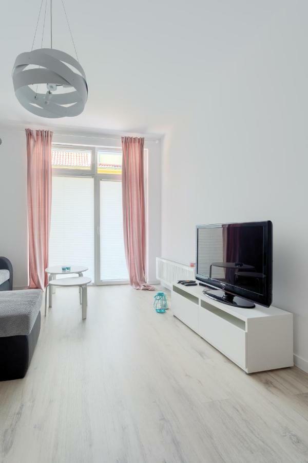 Apartament Kolorowy Przy Plazy Giżycko Exteriör bild