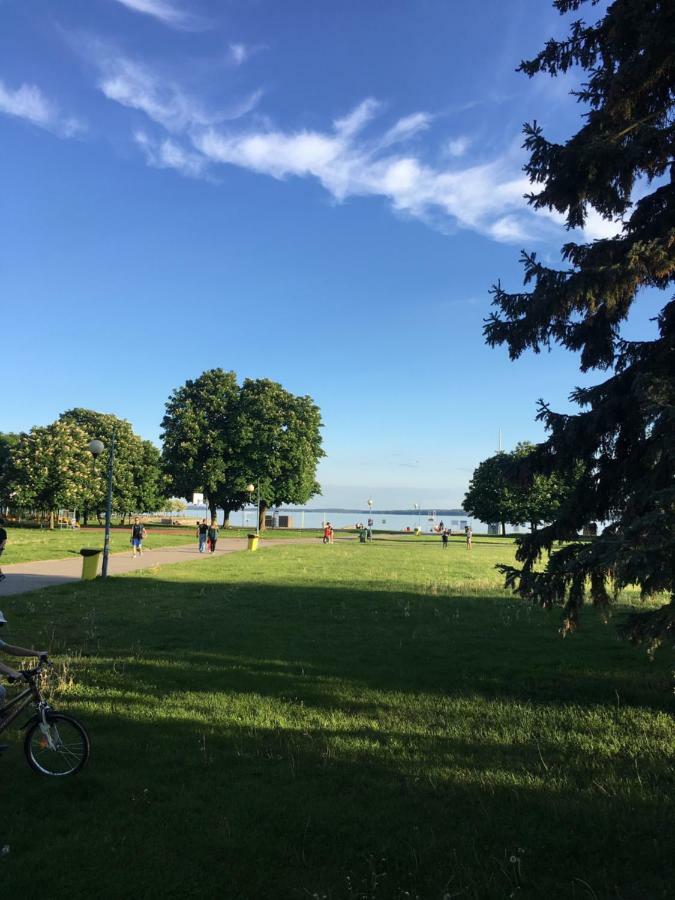 Apartament Kolorowy Przy Plazy Giżycko Exteriör bild